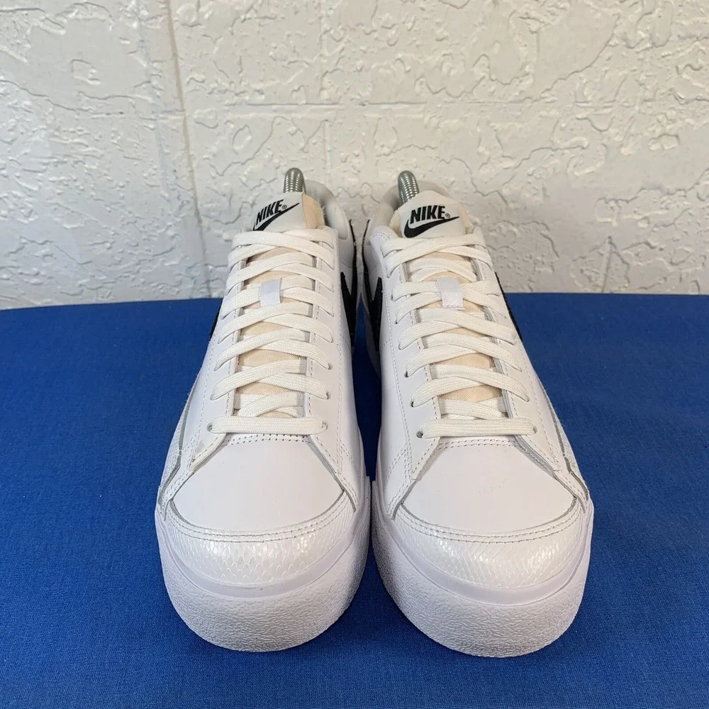 Nike Blazer Low Platform Women 9.5 White Sneakers Black Snakeskin DZ5210-100